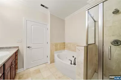 22 Ave At Port Imperial Avenue 428 #428, West New York, NJ 07093 - Photo 14