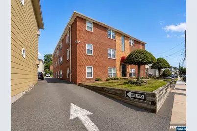 255 Schuyler Avenue 18 #18, Kearny, NJ 07032 - Photo 1