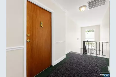 255 Schuyler Avenue 18 #18, Kearny, NJ 07032 - Photo 6