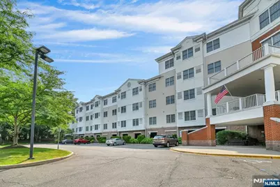 189 Forest 213 #213, Paramus, NJ 07652 - Photo 22