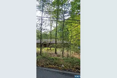 105 Kings Highway, Washington Township, NJ 07853 - Photo 1