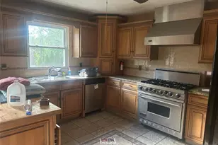 105 Kings Hwy, Washington Township, NJ 07853 - Photo 2