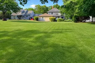 5 Madison Heights, Wyckoff Township, NJ 07481 - Photo 2