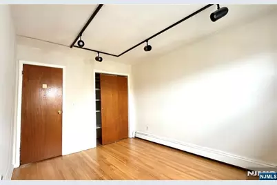 9104 3rd Avenue 2 #2, North Bergen, NJ 07047 - Photo 4