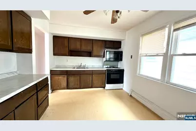 9104 3rd Avenue 2 #2, North Bergen, NJ 07047 - Photo 10