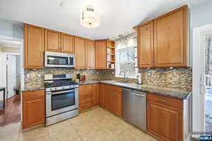 49 Pawnee Ave, Oakland, NJ 07436 - Photo 8