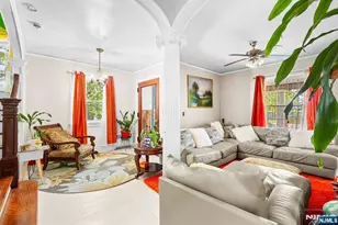 129 Munn Ave, East Orange, NJ 07018 - Photo 10
