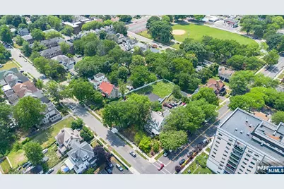 129 Munn Avenue, East Orange, NJ 07018 - Photo 2