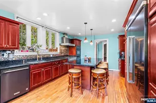 129 Munn Ave, East Orange, NJ 07018 - Photo 12