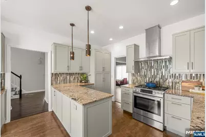 135 Bellair Road, Ridgewood, NJ 07450 - Photo 10