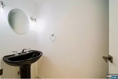 3 Whitman Court 1203 #1203, Teaneck Township, NJ 07666 - Photo 12