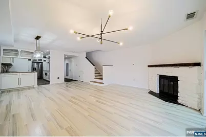 3 Whitman Court 1203 #1203, Teaneck Township, NJ 07666 - Photo 4