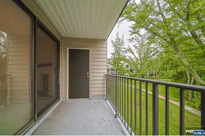 3 Whitman Court 1203 #1203, Teaneck Township, NJ 07666 - Photo 22