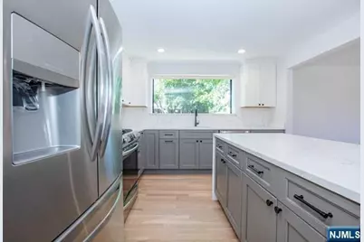 99 Baldwin Place 1 #1, Bloomfield, NJ 07003 - Photo 8