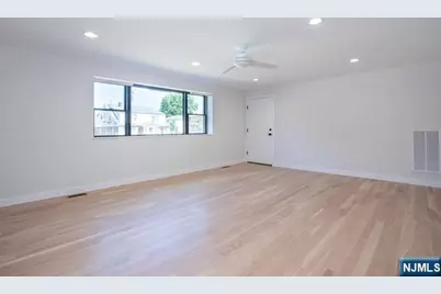 99 Baldwin Place 1 #1, Bloomfield, NJ 07003 - Photo 2