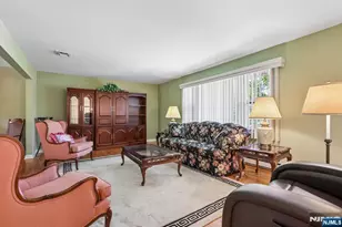 270 Midwood Rd, Paramus, NJ 07652 - Photo 2
