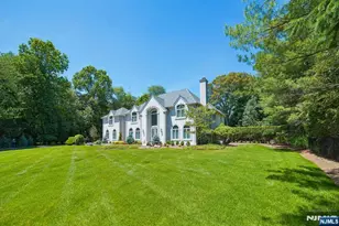 114 Valley Rd, Allendale, NJ 07401 - Photo 4