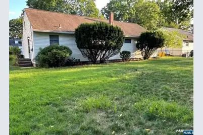 333 Lacey Drive, New Milford, NJ 07646 - Photo 12