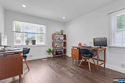 33-21 Southern Drive, Fair Lawn, NJ 07410 - Photo 10