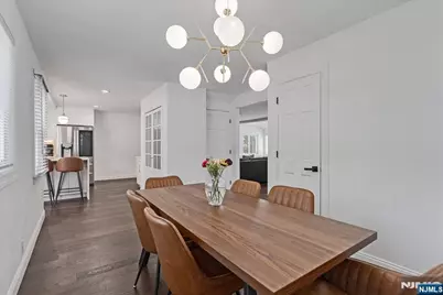 33-21 Southern Drive, Fair Lawn, NJ 07410 - Photo 6