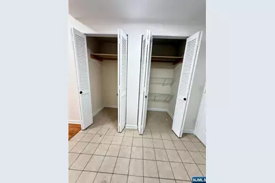 53 W Palisade Avenue 402 #402, Englewood, NJ 07631 - Photo 6