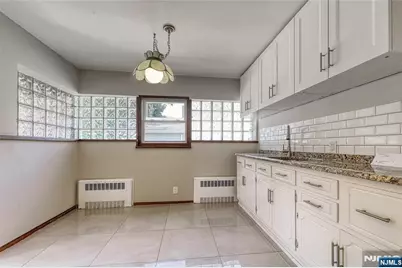 33-15 High Street, Fair Lawn, NJ 07410 - Photo 8