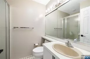 300 Gorge Road 8, Cliffside Park, NJ 07010 - Photo 22
