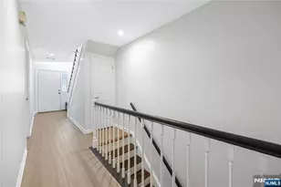 300 Gorge Road 8, Cliffside Park, NJ 07010 - Photo 14