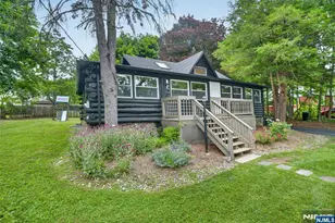 53 Lakeview Dr, West Milford, NJ 07480 - Photo 1