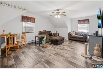 33 Prospect Street, Paramus, NJ 07652 - Photo 18