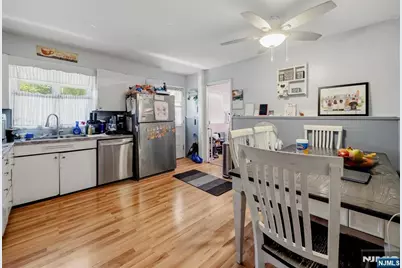 33 Prospect Street, Paramus, NJ 07652 - Photo 10