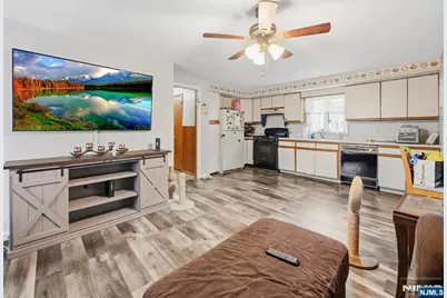 33 Prospect Street, Paramus, NJ 07652 - Photo 20