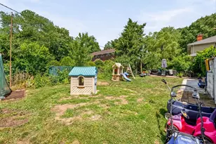 33 Prospect St, Paramus, NJ 07652 - Photo 30