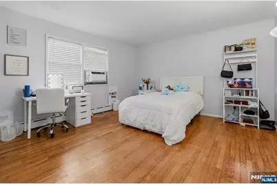 33 Prospect Street, Paramus, NJ 07652 - Photo 14