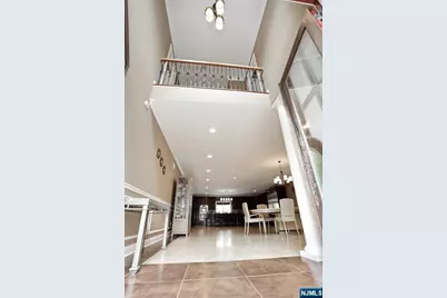 39 Burton Avenue, Hasbrouck Heights, NJ 07604 - Photo 6