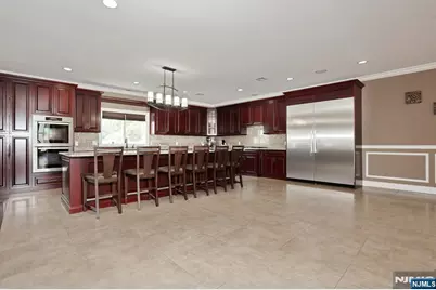 39 Burton Avenue, Hasbrouck Heights, NJ 07604 - Photo 12