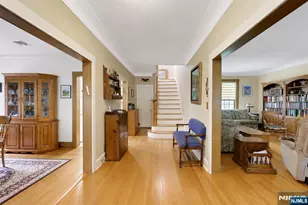431 Maitland Ave, Teaneck Township, NJ 07666 - Photo 4