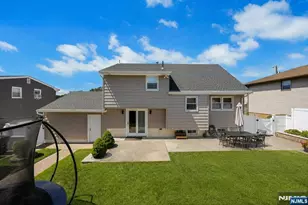 234 Hillside Ave, Saddle Brook Township, NJ 07663 - Photo 12