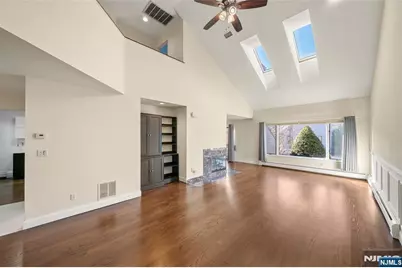 403 Dogwood Court, Norwood, NJ 07648 - Photo 2