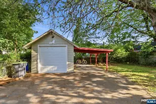 120 Johnson Ave, Bergenfield, NJ 07621 - Photo 26
