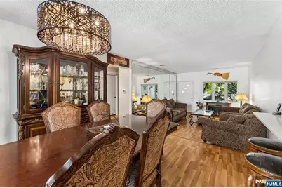 116 Pasadena Avenue, Hasbrouck Heights, NJ 07604 - Photo 8