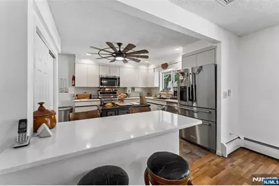 116 Pasadena Avenue, Hasbrouck Heights, NJ 07604 - Photo 4