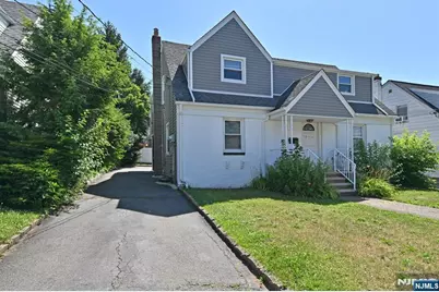 15-11 Parmelee Avenue, Fair Lawn, NJ 07410 - Photo 2