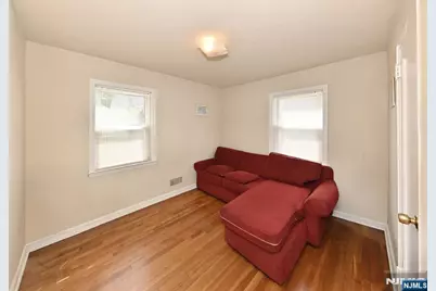15-11 Parmelee Avenue, Fair Lawn, NJ 07410 - Photo 12