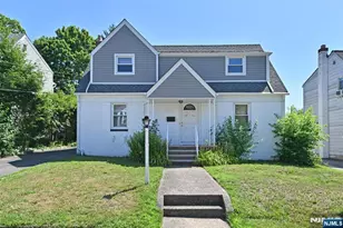 15-11 Parmelee Ave, Fair Lawn, NJ 07410 - Photo 1