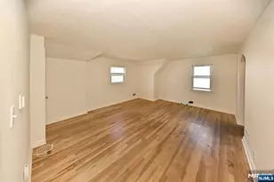 15-11 Parmelee Ave, Fair Lawn, NJ 07410 - Photo 16