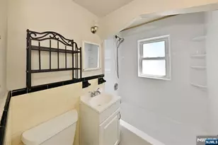 15-11 Parmelee Ave, Fair Lawn, NJ 07410 - Photo 24