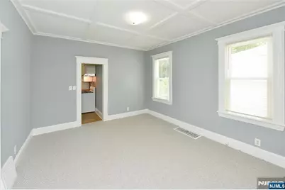 99 E Hunter Avenue, Maywood, NJ 07607 - Photo 4