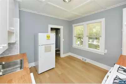 99 E Hunter Avenue, Maywood, NJ 07607 - Photo 6