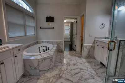 20 Wayne Avenue, River Edge, NJ 07661 - Photo 12